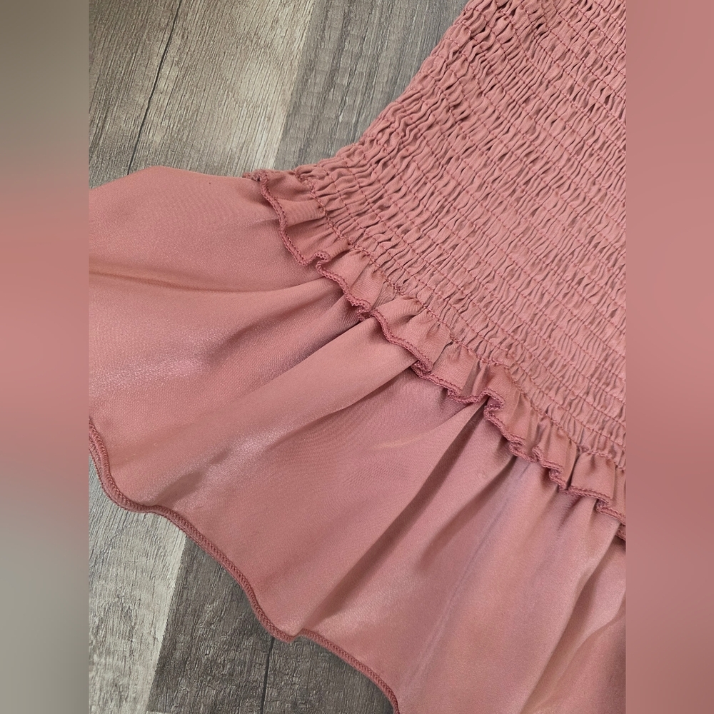 MABLE revolve Rwfoemation Smocked Midi Rucged Elegant Pink Ruffle Dress Coastal - Picture 10 of 11